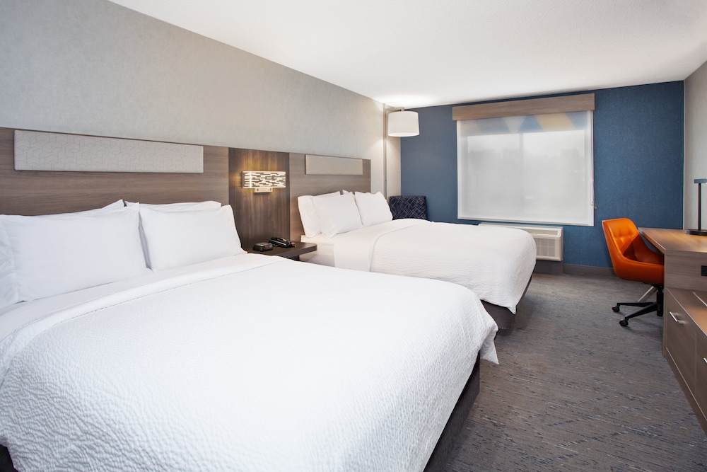Holiday Inn Express Hotel & Suites Belleville by IHG - photo 8