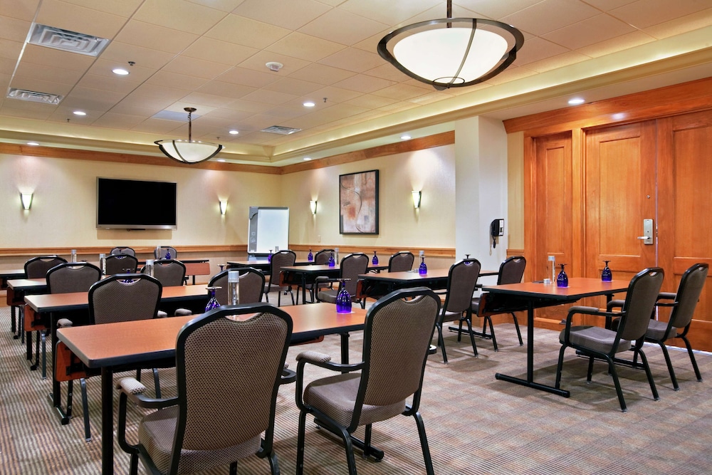 Hilton Chicago Oak Brook Suites - photo 34