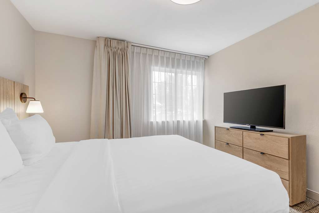 Sonesta Simply Suites Baltimore BWI Airport - photo 25