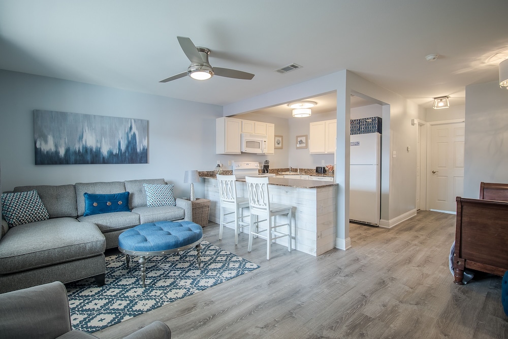 Oak Shores 86 - last minute hotel in Biloxi