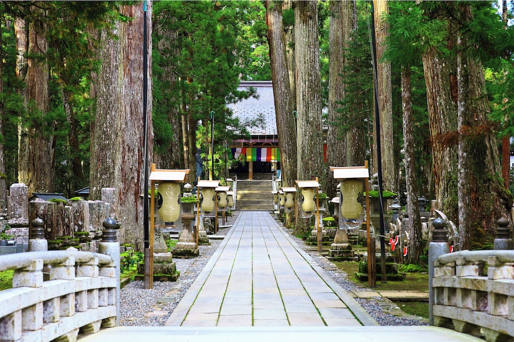 Sanso Amanosato — 5-Star Luxury Hotel in Katsuragi, Japan