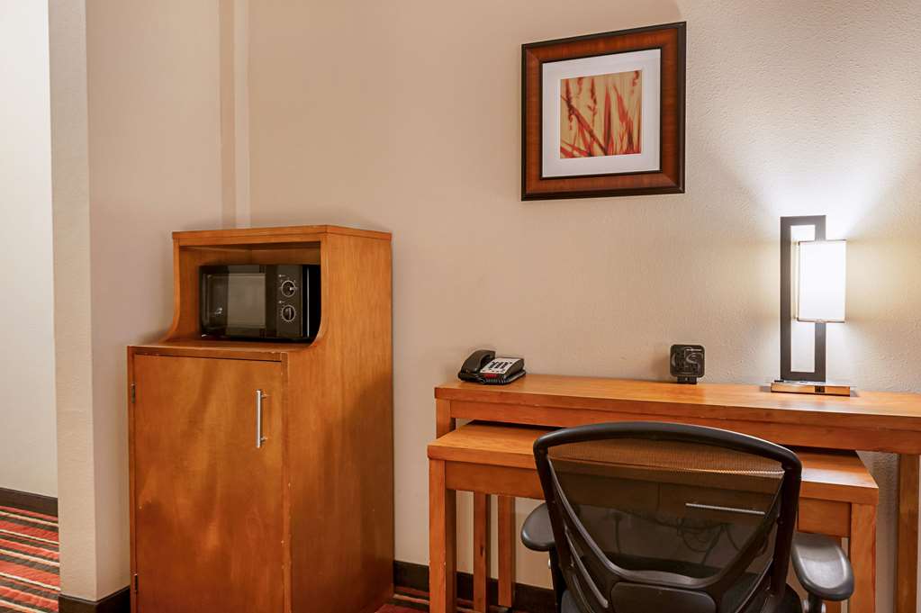 Comfort Suites Sulphur Lake Charles - photo 23