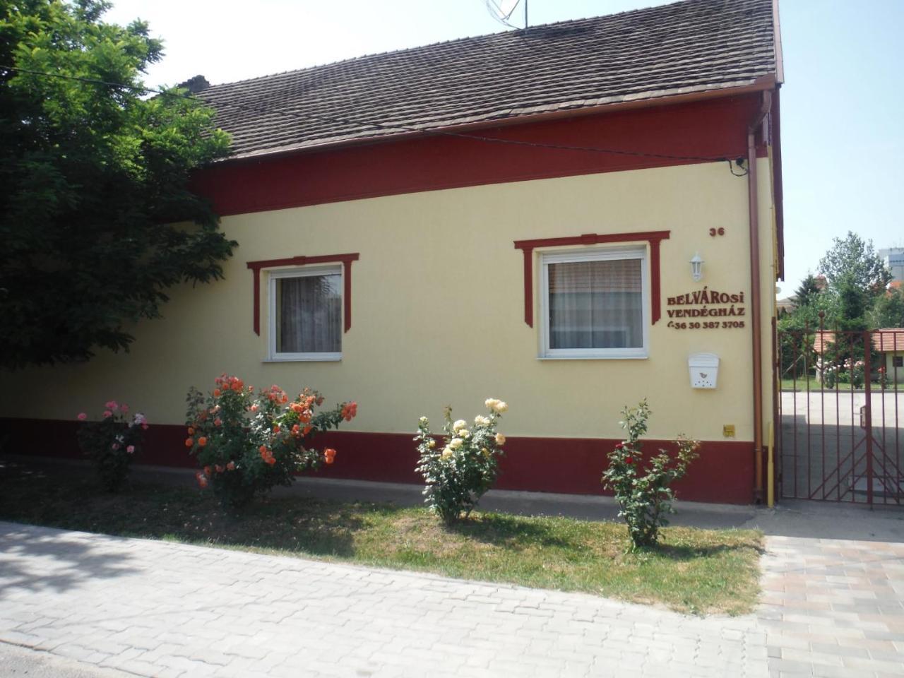 Belvarosi Vendeghaz - carbon neutral hotel in Oroshaza