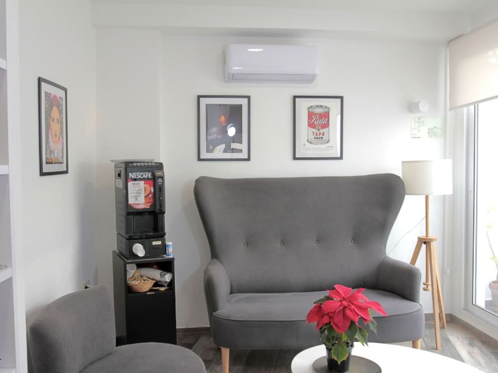 Hospedium DLJ Hostal Temático Desde La Judería — 4-Star Luxury Hotel in Arjona, Spain