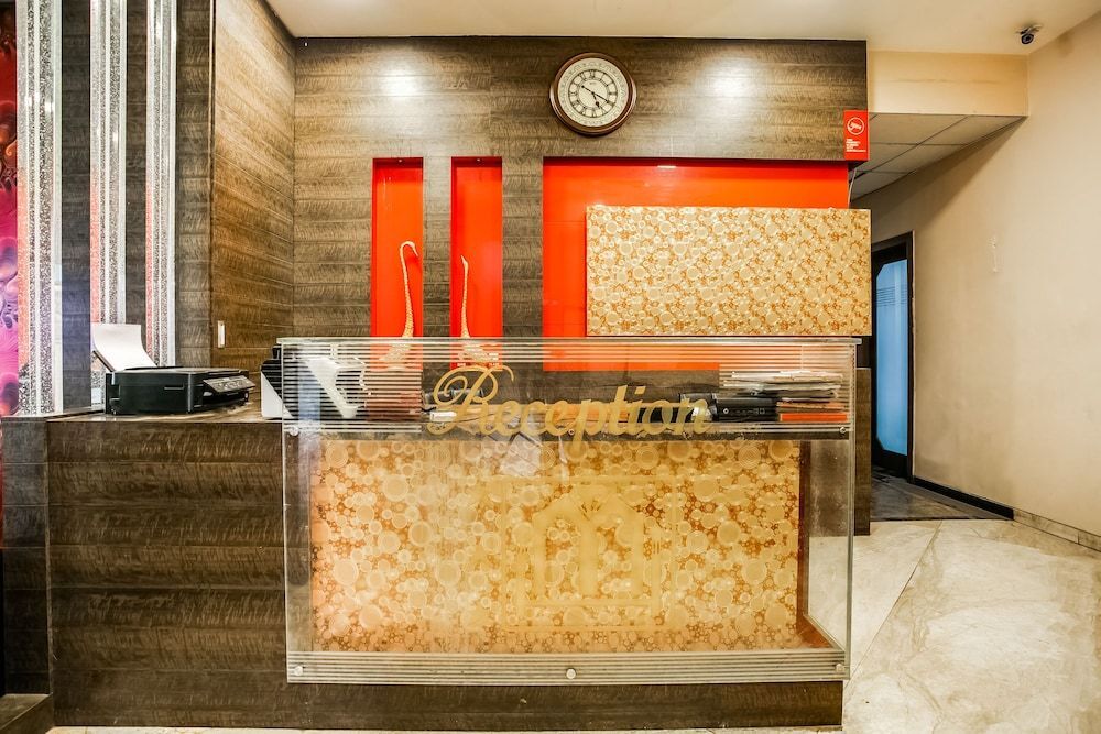 OYO 3931 Hotel Hiramani