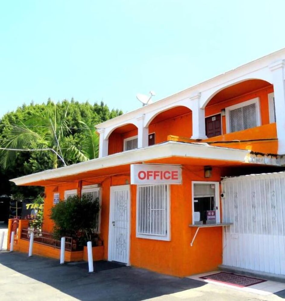 Central Inn Motel - photo 33