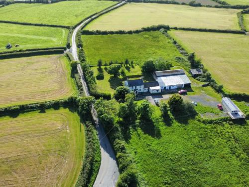Swallows Nest - carbon neutral hotel in Holyhead