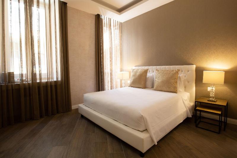Spagna Boutique — 4-Star Luxury Hotel in Rome, Italy