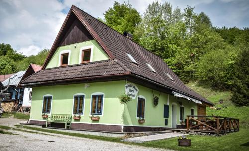 Horská chata Stará Horáreň 1 — hotel in Dobsina