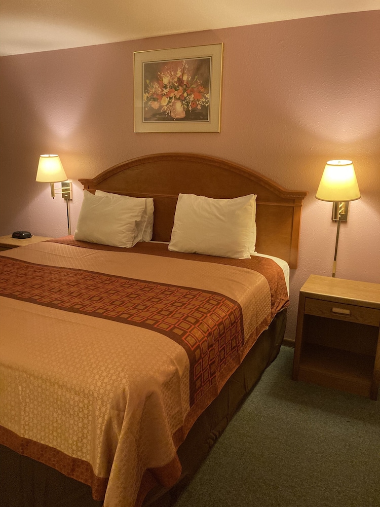 Executive Inn - carbon neutral hotel in Brookshire