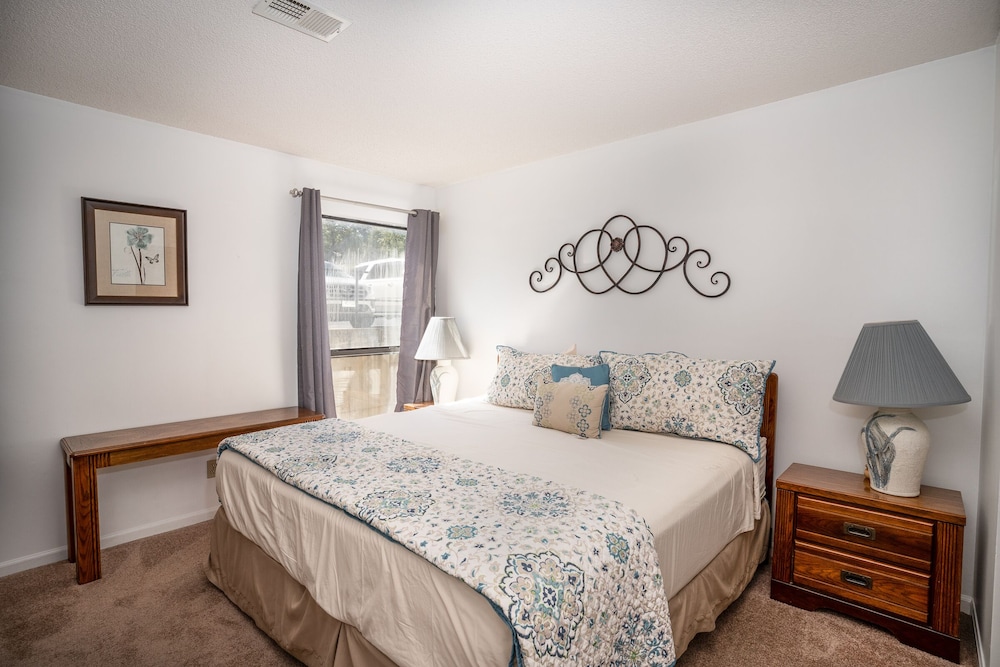 Pointe Royale Condominium Resort & Golf Course - photo 27