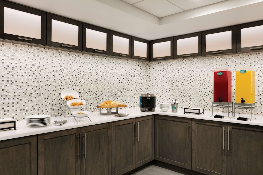 Homewood Suites by Hilton Williamsburg - photo 47