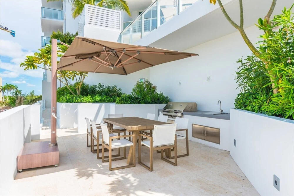 Top Fort Lauderdale Condo 9th Floor Private and Sanitized Hotel Amenities Free Parking for Stays Over 27 Days 400 ft From the Beach. Hosted by Super Host - photo 14