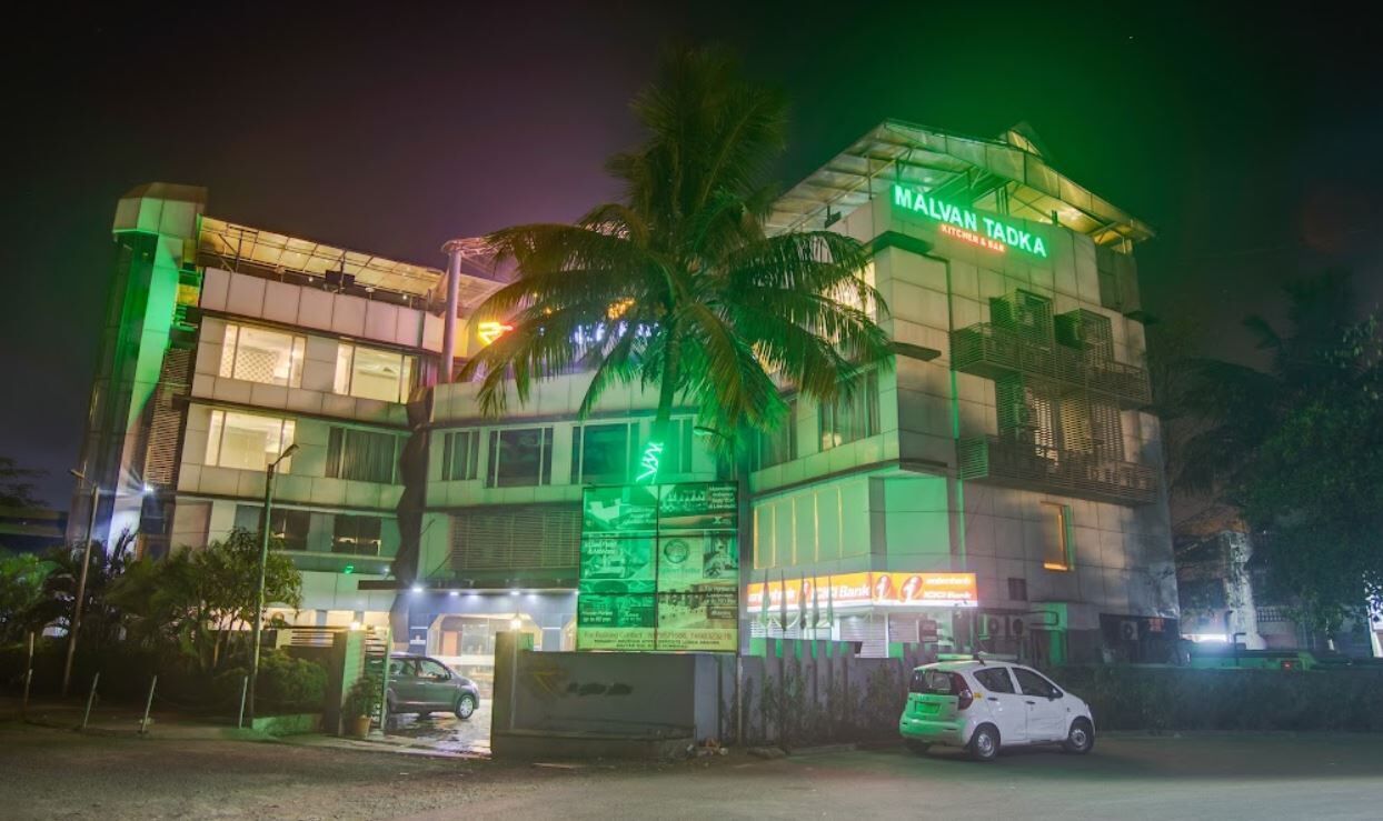 Hotel Rr Suites Near Lodha Xperia Mall in Thane, India