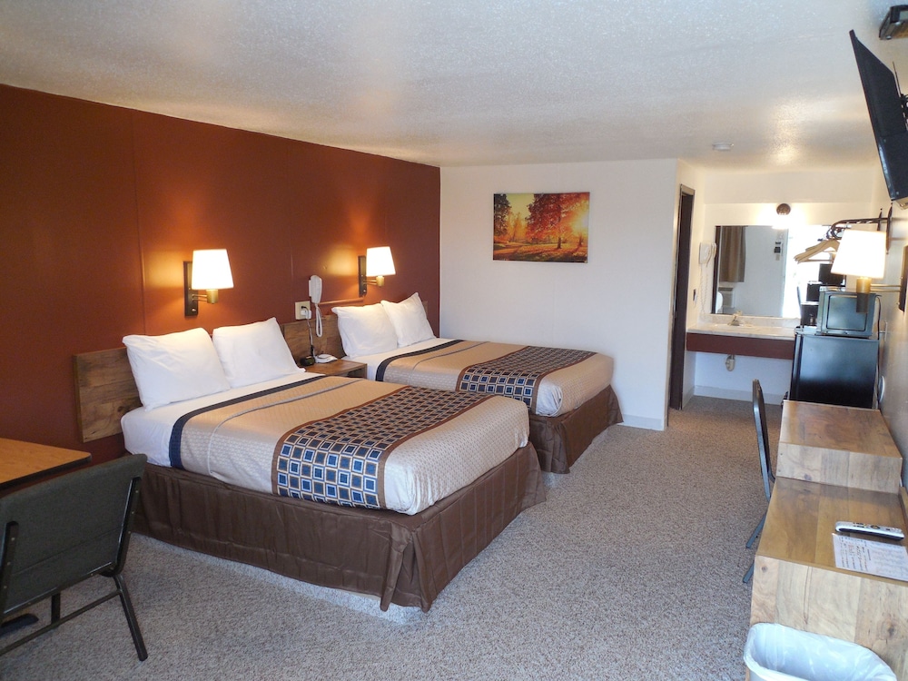 Motel 70 - photo 11