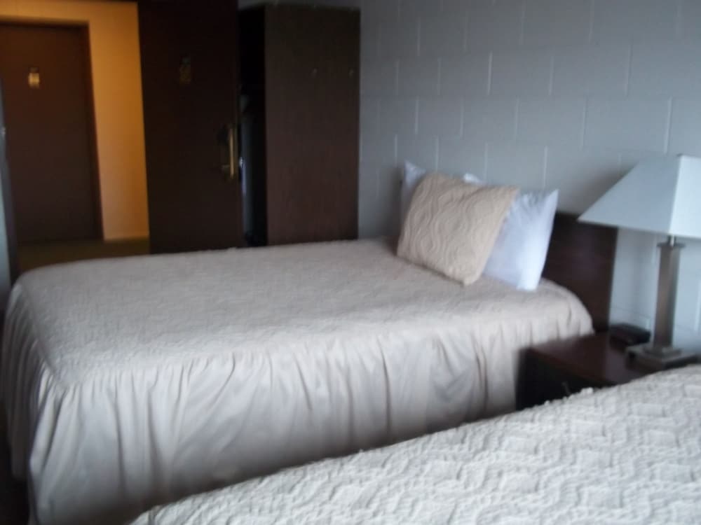 M&M Motel - photo 7