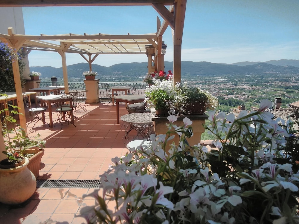 Dimora Garibaldi — hotel in Castelnuovo Magra