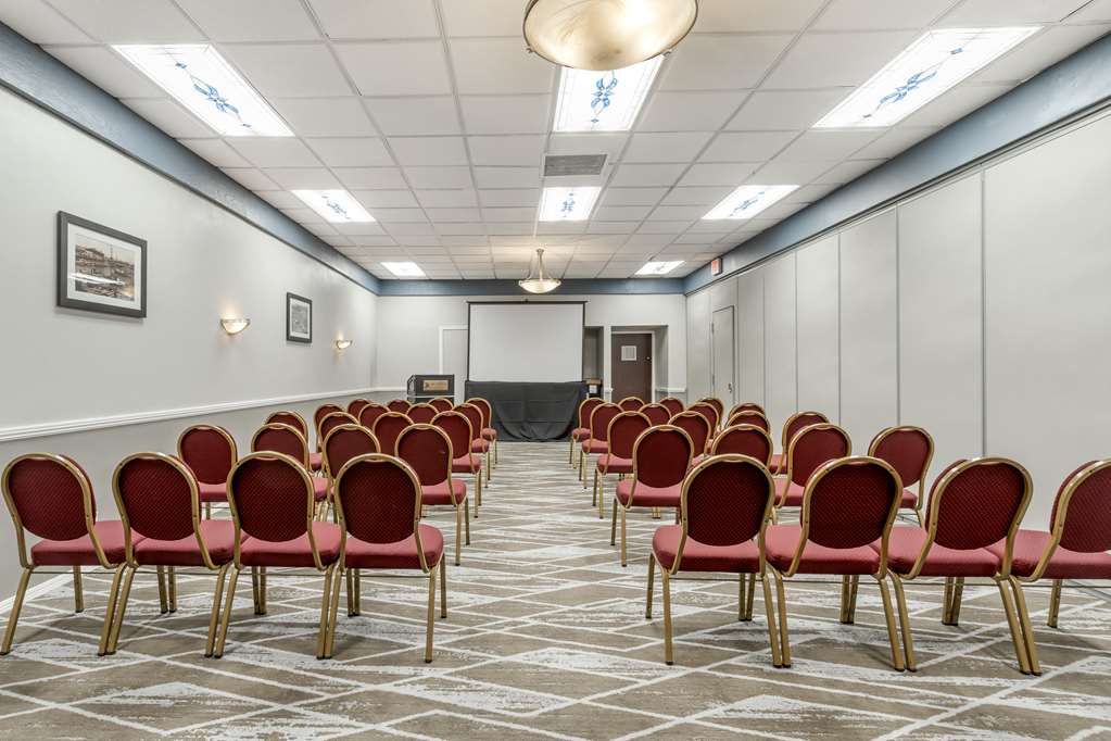 Best Western Plus Grosvenor Airport Hotel - photo 20