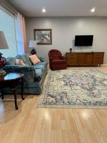 The Lincoln Street Landing in Hillsboro, United States