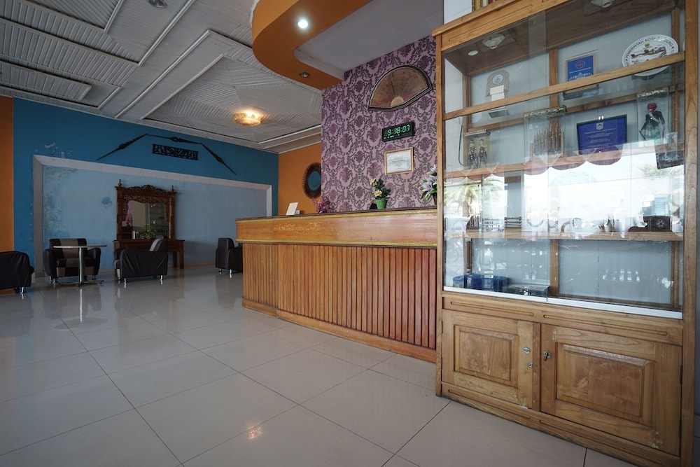 Hotel Dempo Permai by OYO Rooms in Lubuklinggau, Indonesia