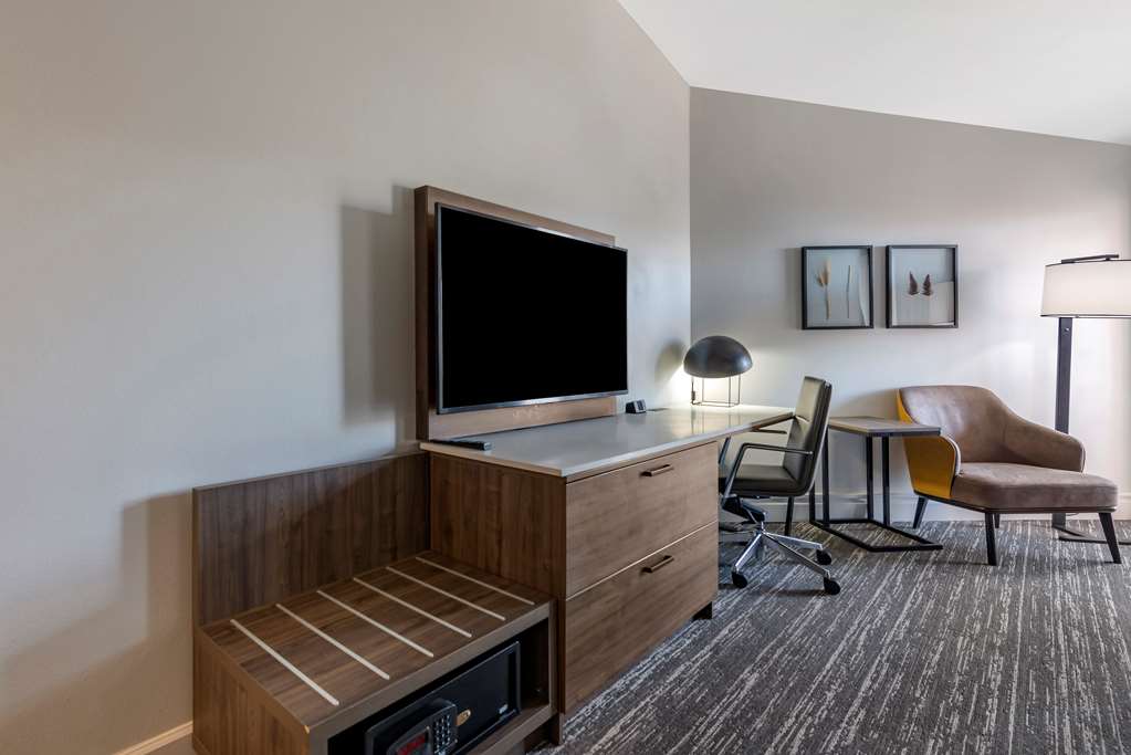 Best Western Premier Denver East - photo 7