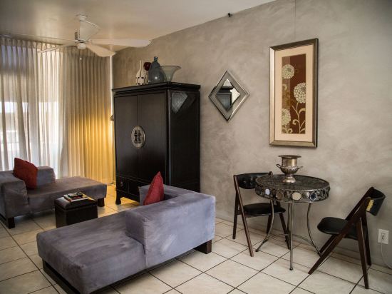 International Hotel and Suites - photo 7