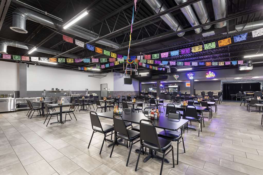Clarion Inn Des Moines Airport - photo 40