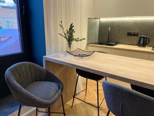 J&J City Centre Apartment