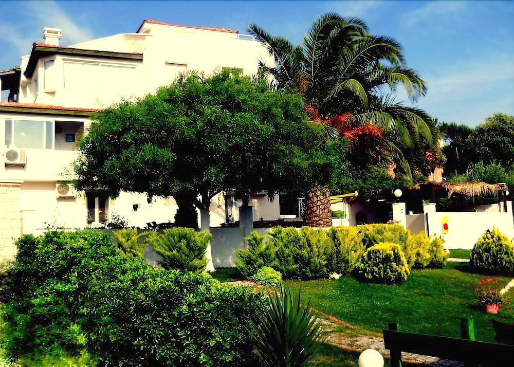 Tepe Hotel Alaçatı - last minute hotel in Cesme