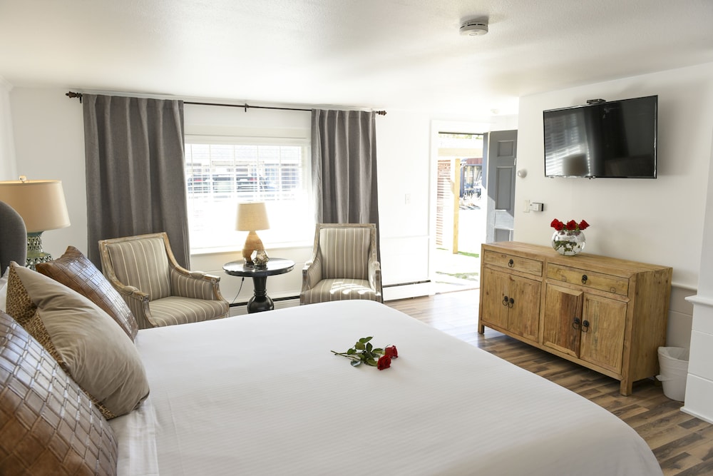 Veranda Cape Cod Family Resort - featured photo