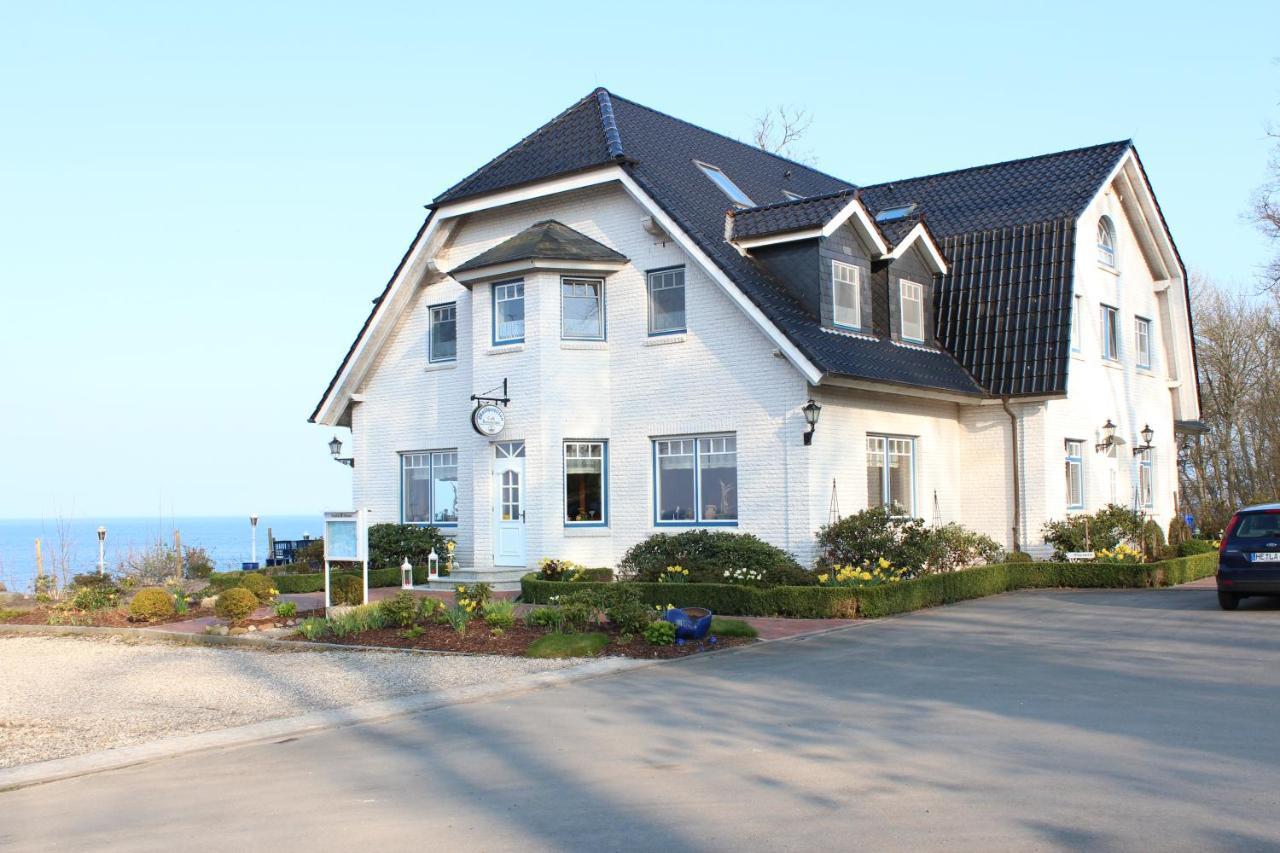 Waldpavillon - carbon neutral hotel in Fehmarn