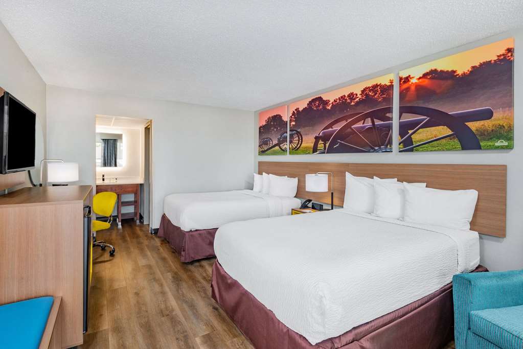 Days Inn by Wyndham Charlottesville University Area - photo 34