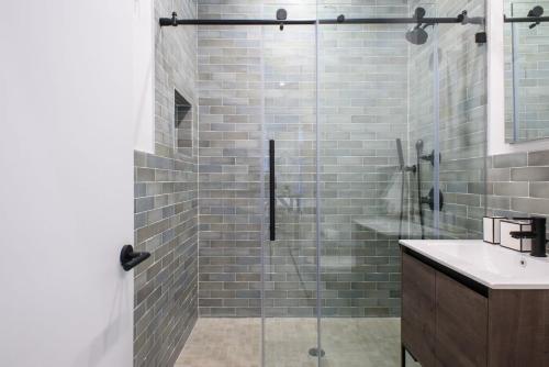3 2 NEW Prime E Village Private outdoor - photo 15