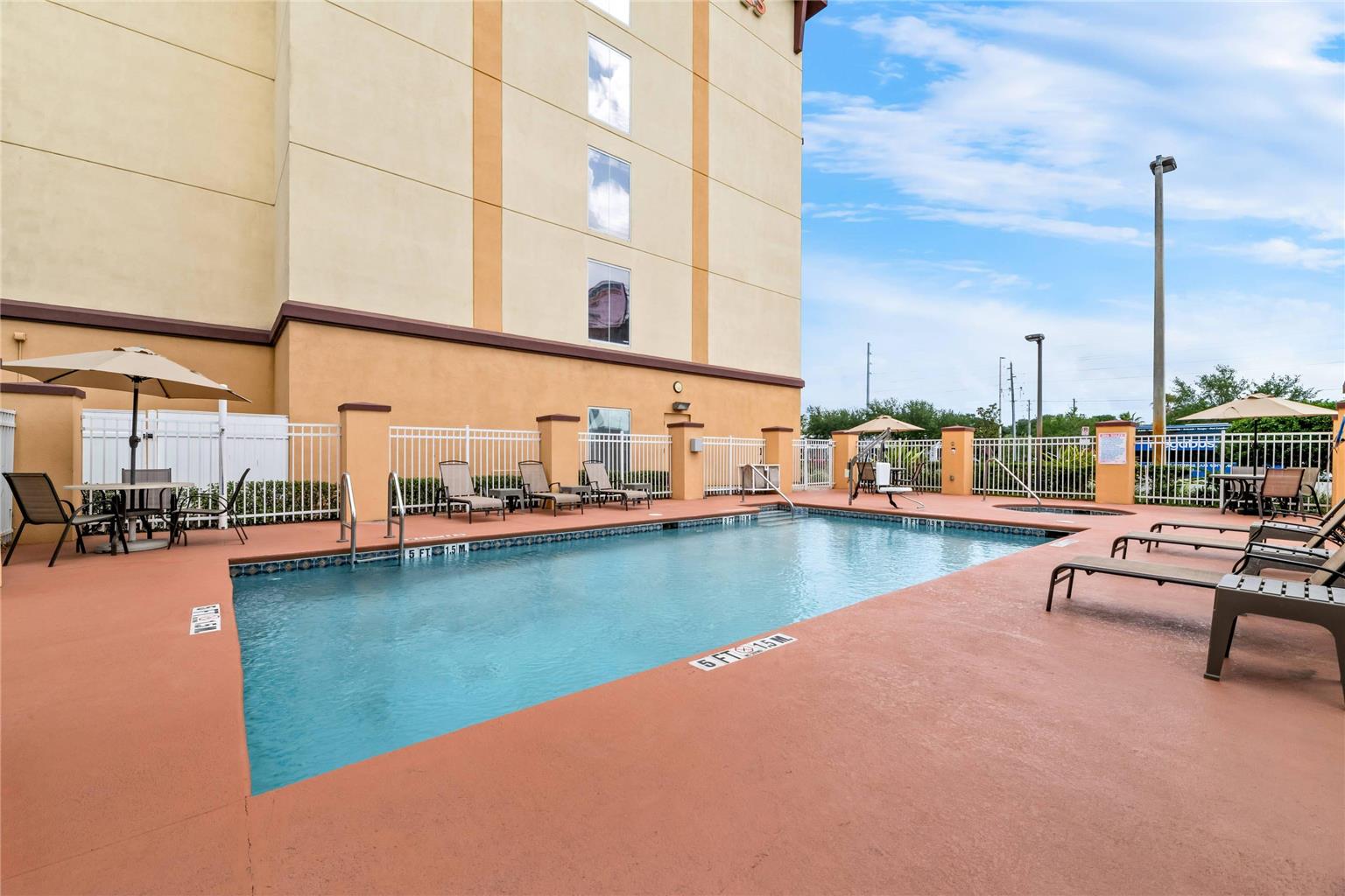 Comfort Suites Orlando Airport - photo 21