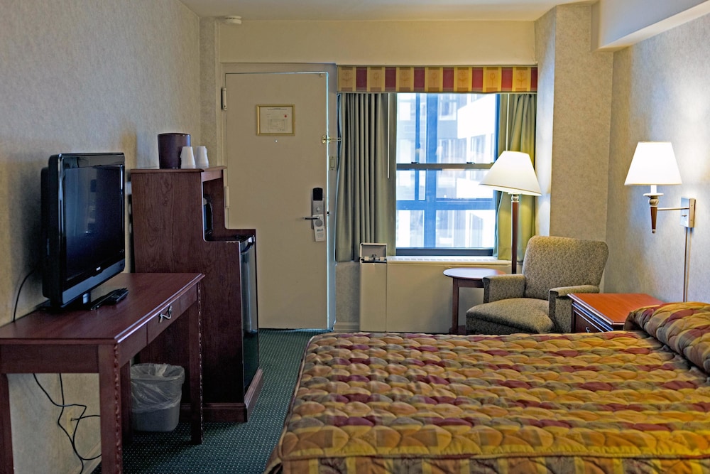 Travel Inn Hotel - photo 4