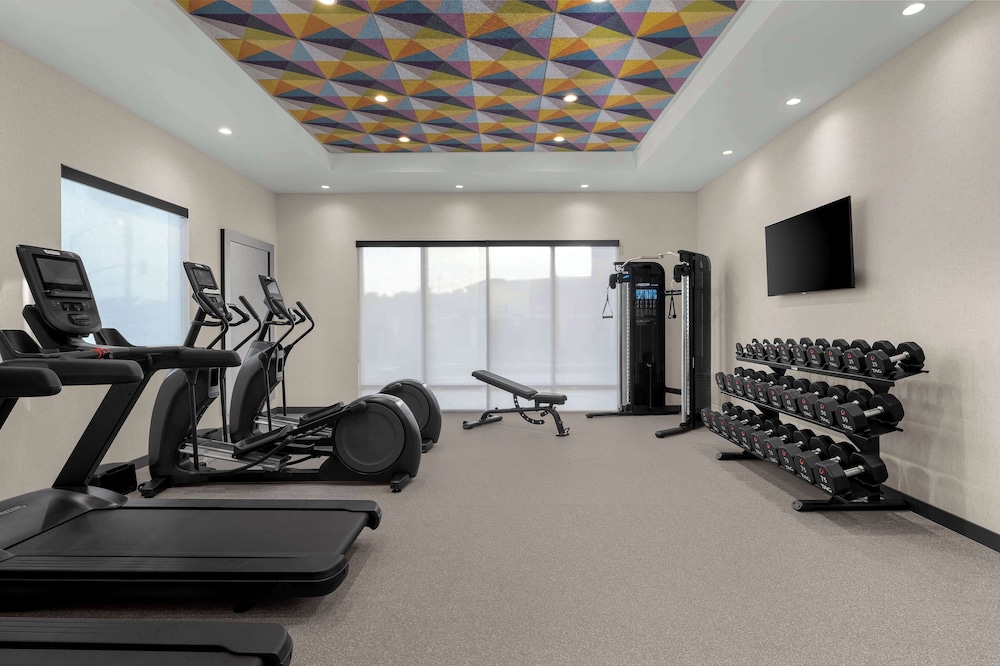 Home2 Suites By Hilton Eureka - photo 30