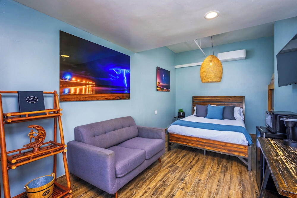 Nomads Hotel Near San Clemente Pier - photo 31