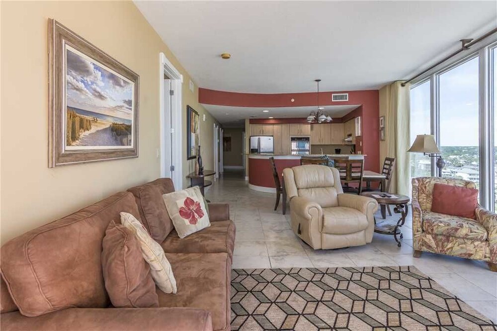 Island Tower 1001 3 Br condo by RedAwning - photo 16