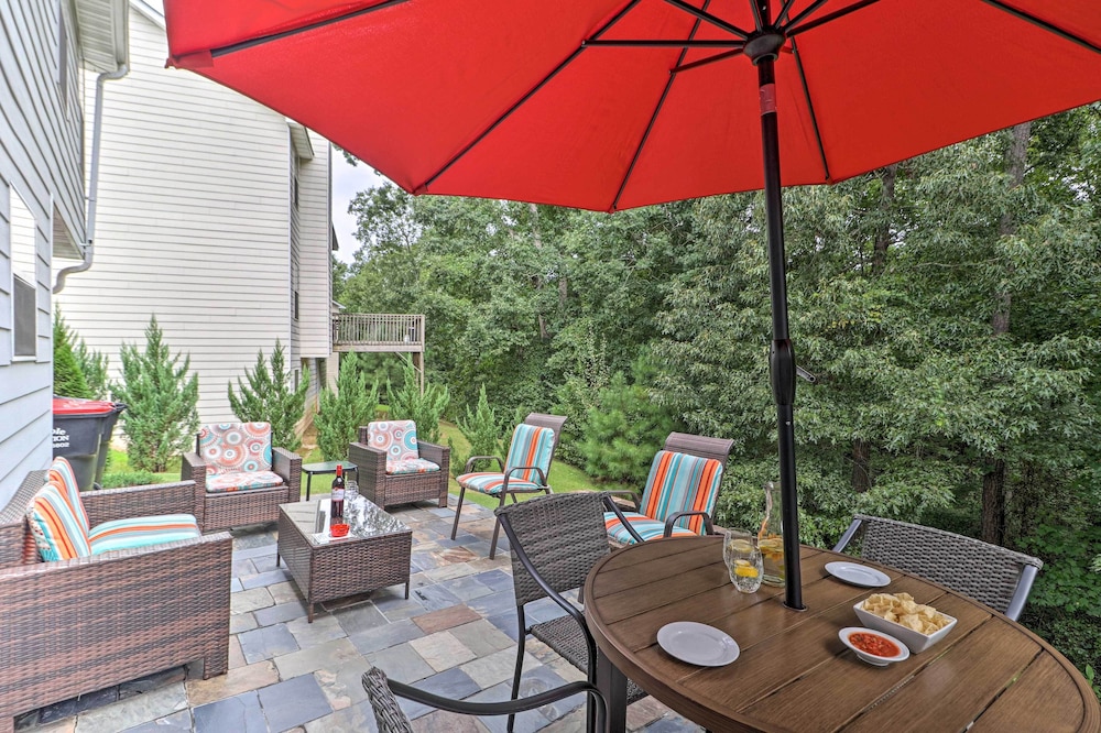 Fairburn Home W Fire Pit 24 Mi To Atlanta 17237532 — Fairburn