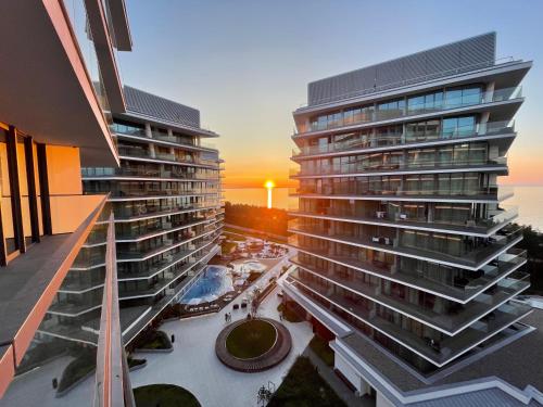 Wave Apartment Tyballtic 7Th Floor With Two Bedrooms And Sea View — 4-Star Luxury Hotel in Miedzyzdroje, Poland