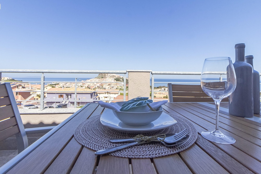 Smeralda 9 in Castelsardo — 4-Star Luxury Hotel in Castelsardo, Italy