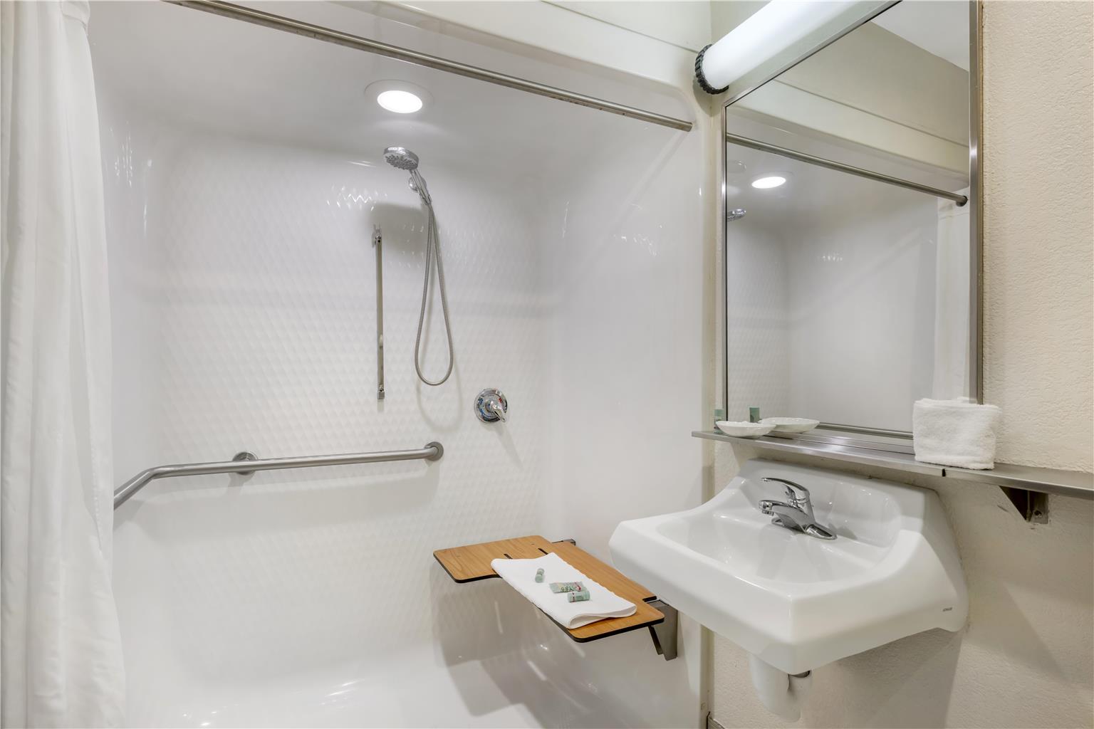 Best Western Columbus Airport - photo 43