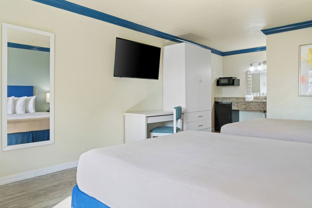 Sunsol International Drive