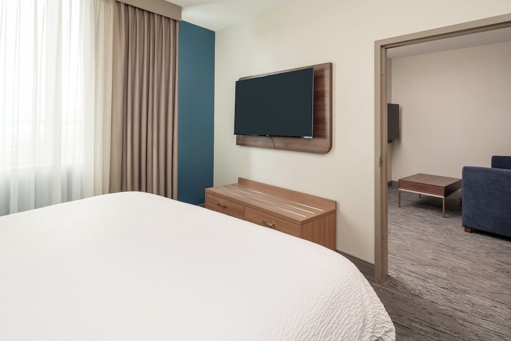 Holiday Inn Express Miami Airport Blue Lagoon Area by IHG - photo 13
