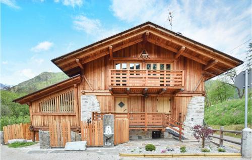 2 Bedroom Beautiful Home In Terzolas — 4-Star Luxury Hotel in Terzolas, Italy