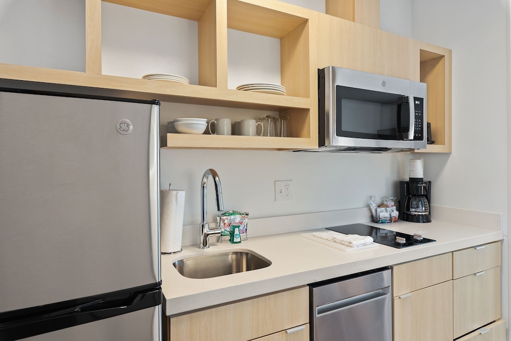 Towneplace Suites By Marriott White Hall - photo 35