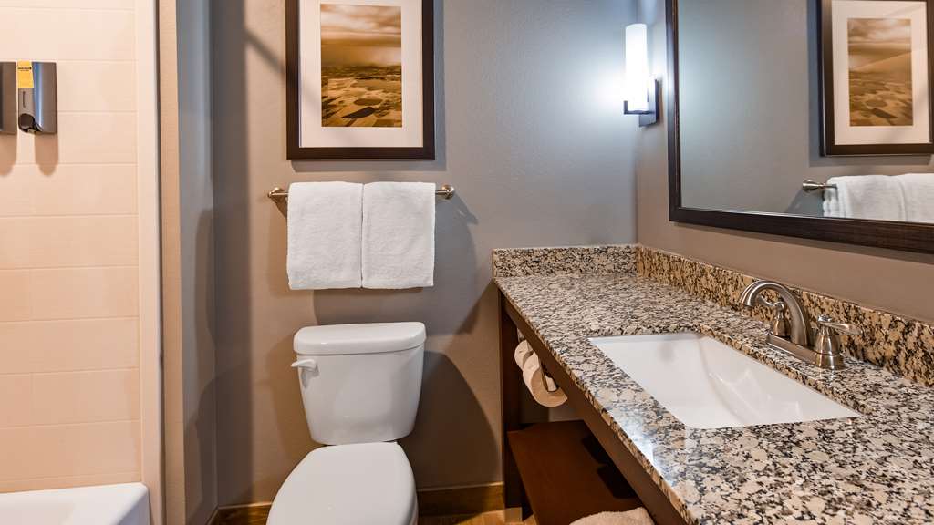 Best Western Plus Overland Inn - photo 19