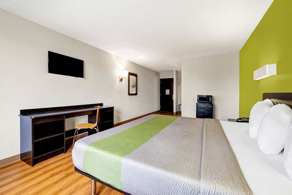 Motel 6 Indianapolis IN - photo 10