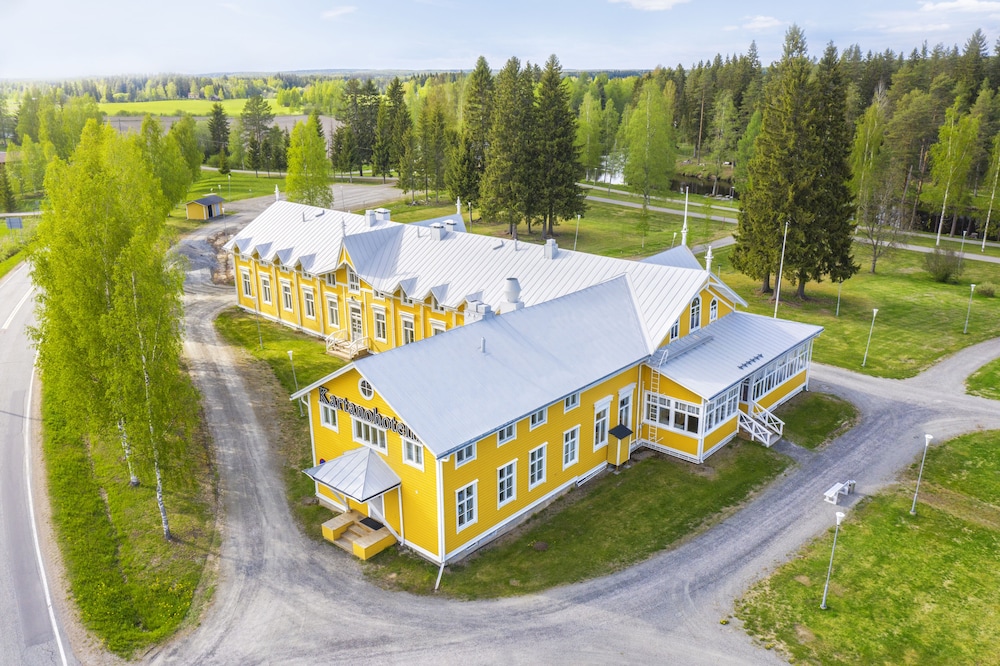Spa Hotel Runni Kartanohotelli — hotel in Iisalmi
