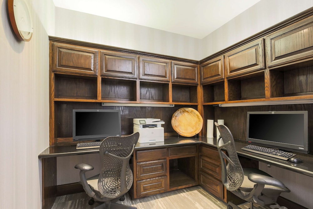 Hilton Garden Inn Norman - photo 34